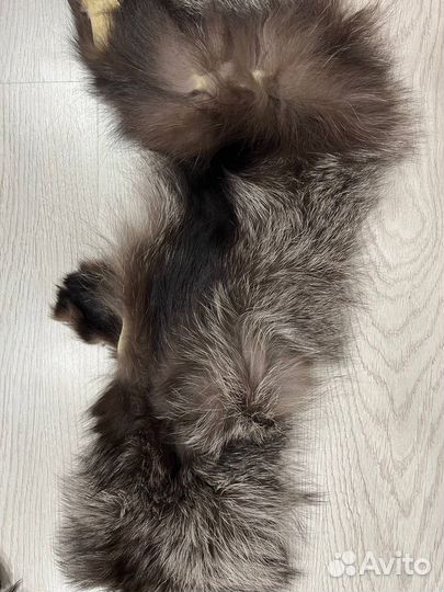 Меховые шкурки и воротники