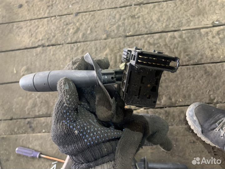 Подрулевые переключатели Renault Symbol