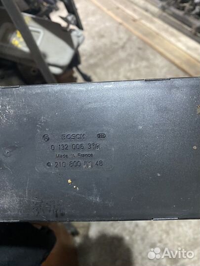 Компрессор центрального замка Мерседес w210