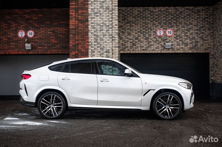 BMW X6 3.0 AT, 2022, 6 715 км