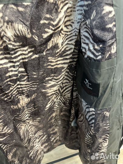 Пуховик женский р.46-48