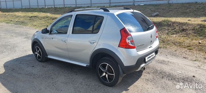 Renault Sandero Stepway 1.6 МТ, 2013, 208 000 км