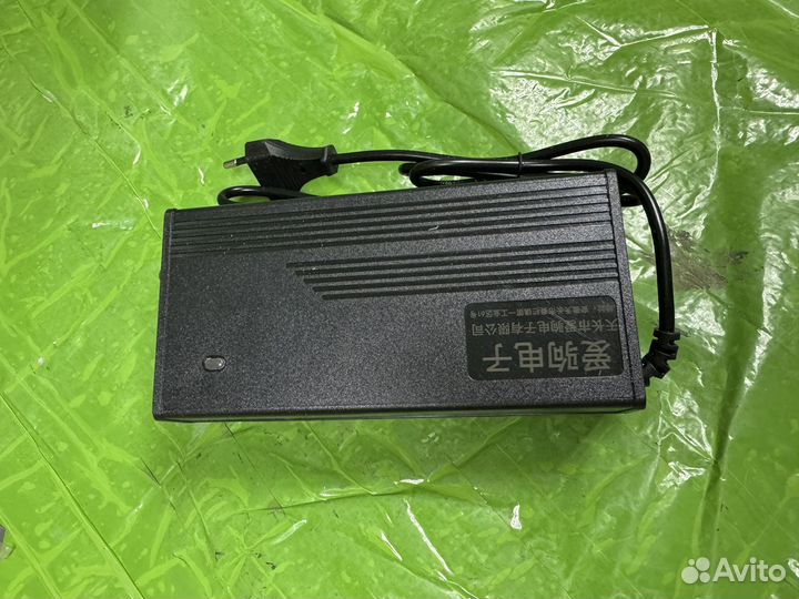 Зарядные устройсва для электровелосипеда