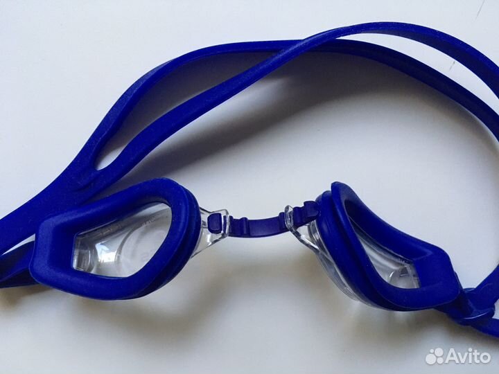 Очки для плавания