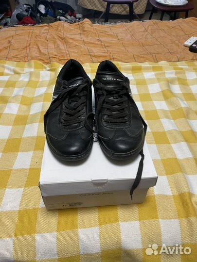 Ботинки tommy hilfiger 42