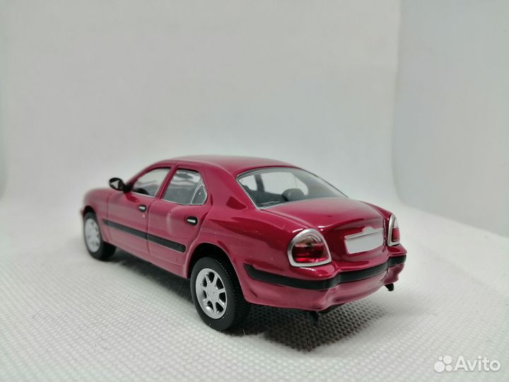 Модель газ-3111 «Волга» Вишнёвая