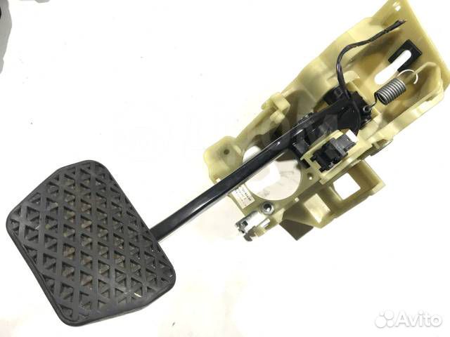 Педаль тормоза BMW 5 E60