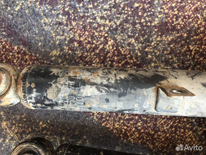 Стойки Toyota Altezza/Lexus IS