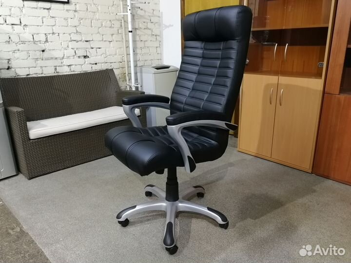 Кресло руководителя Атлант Нью. Новое