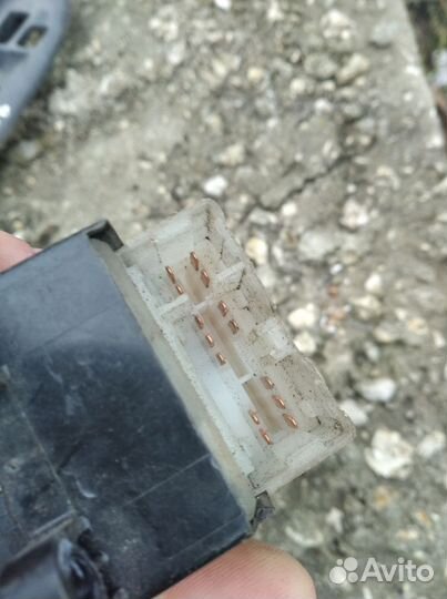 Блок кнопок стеклоподъемника Ниссан альмера n16