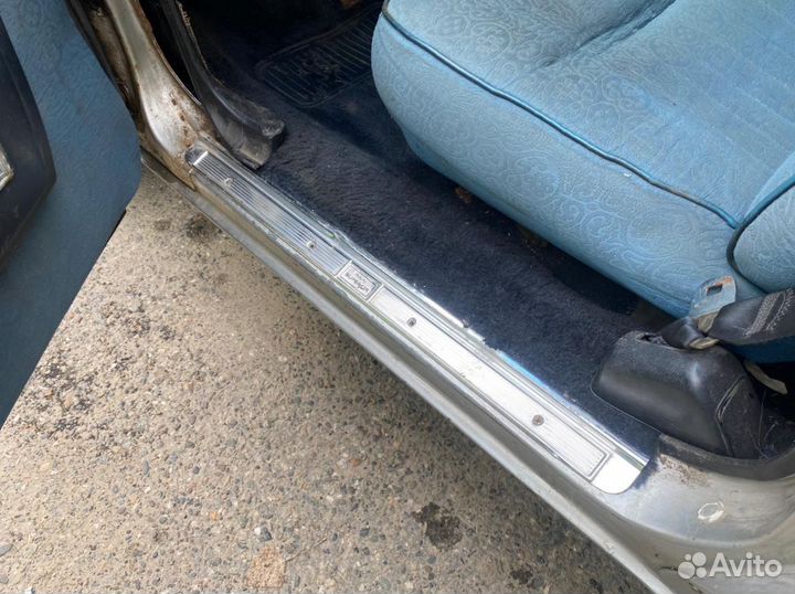 Накладки порогов внутренние Cadillac Fleetwood