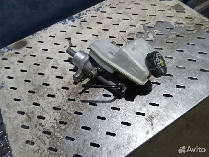 Гтц с бачком Opel Astra H Zafira B