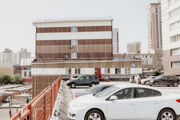 Офис, 304.1 м²