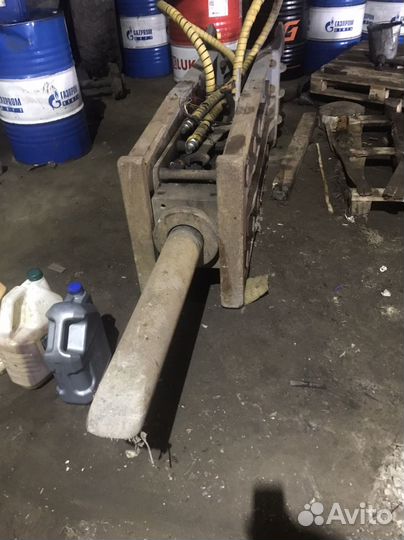 Гидромолот PB 300H