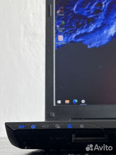 Ноутбук Fujitsu AH532