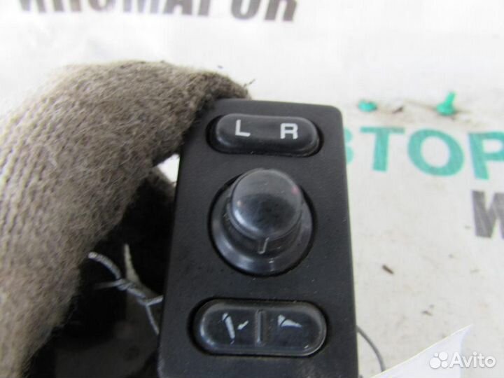 Переключатель регулировки зеркала для Nissan R'nes