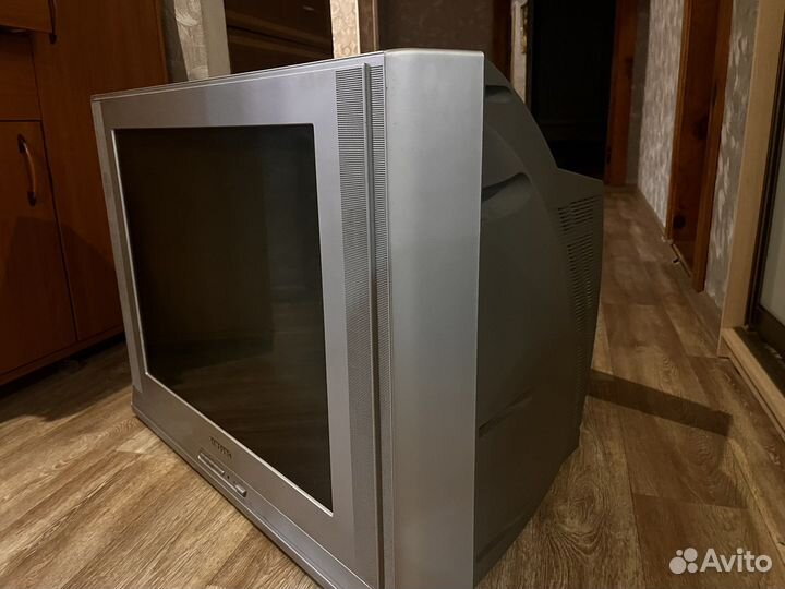 Телевизор samsung