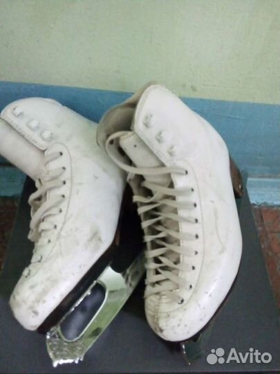 Фигурные коньки risport rf3