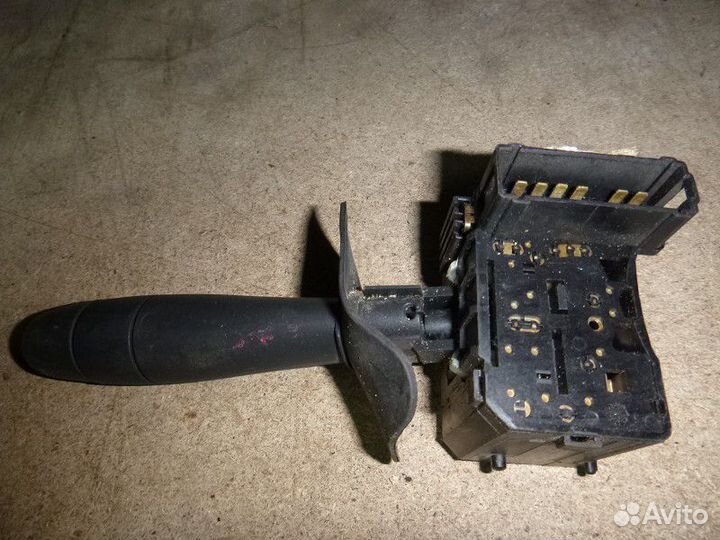 Переключатель стеклоочистителей renault logan 2005