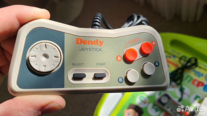 Игровая приставка dendy 90х