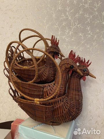 Корзина плетеная с ручкой Курочка
