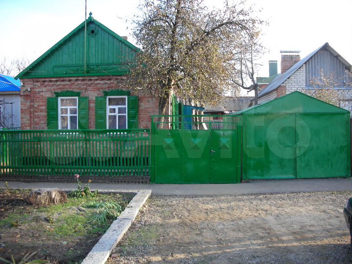 Дом 64 м² на участке 3,1 сот.