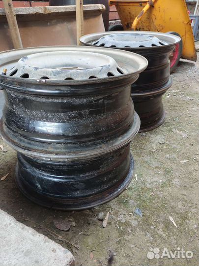 Штампованные диски r16