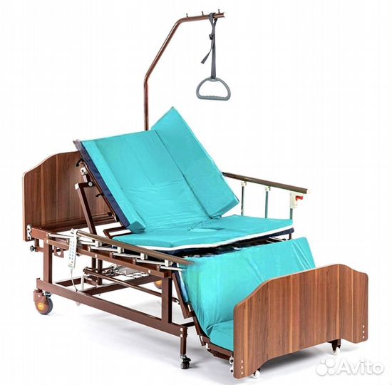 Медицинская кровать функциональная