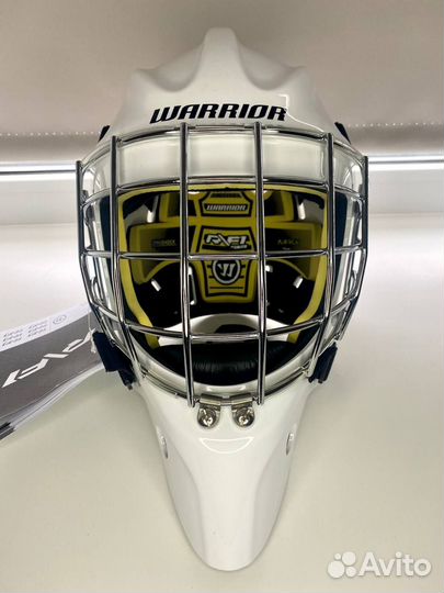 Шлем вратаря Warrior Ritual F1 INT и SR