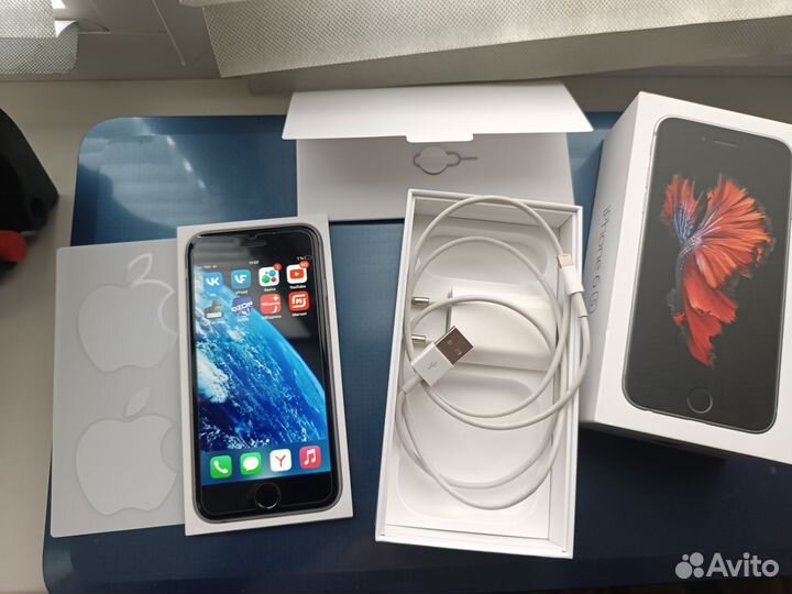 iPhone 6S, 32 ГБ