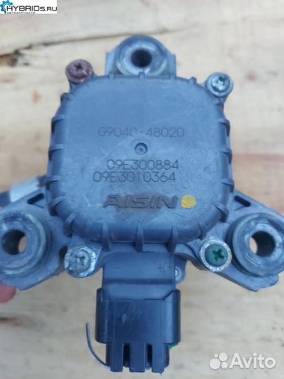 Помпа инвертора prius ZVW30