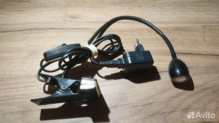 Лампа на прищепке