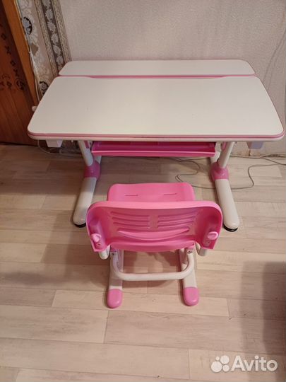 Растущая парта и стул бу