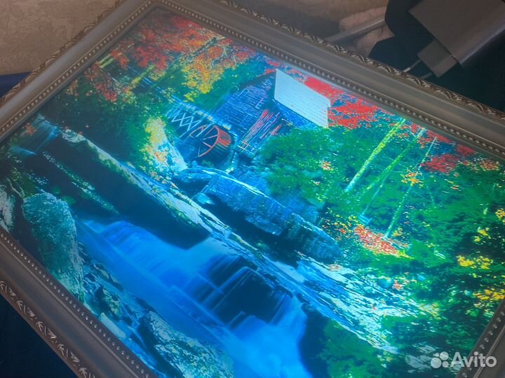 Картина с водопадом