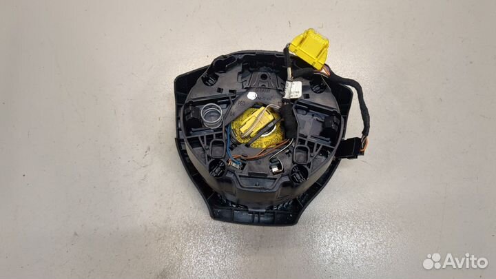 Подушка безопасности водителя Volkswagen Passat 6