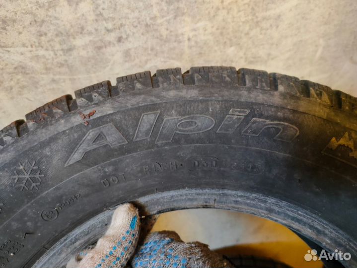 Michelin Alpin 175/70 R13 82T