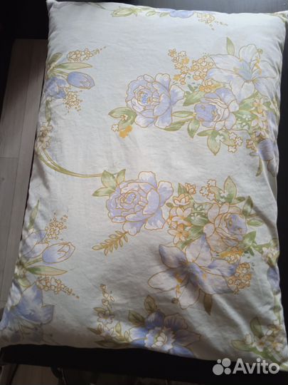 Подушка б/у