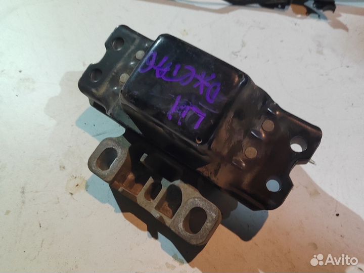 Подушка АКПП Volkswagen Jetta 6