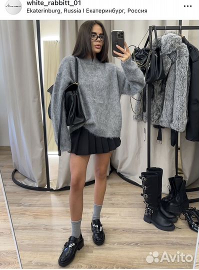 Свитер новый серый