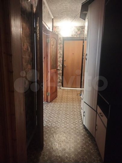 3-к. квартира, 60 м², 1/9 эт.