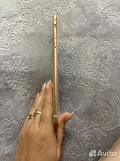 iPhone 8 Plus, 64 ГБ