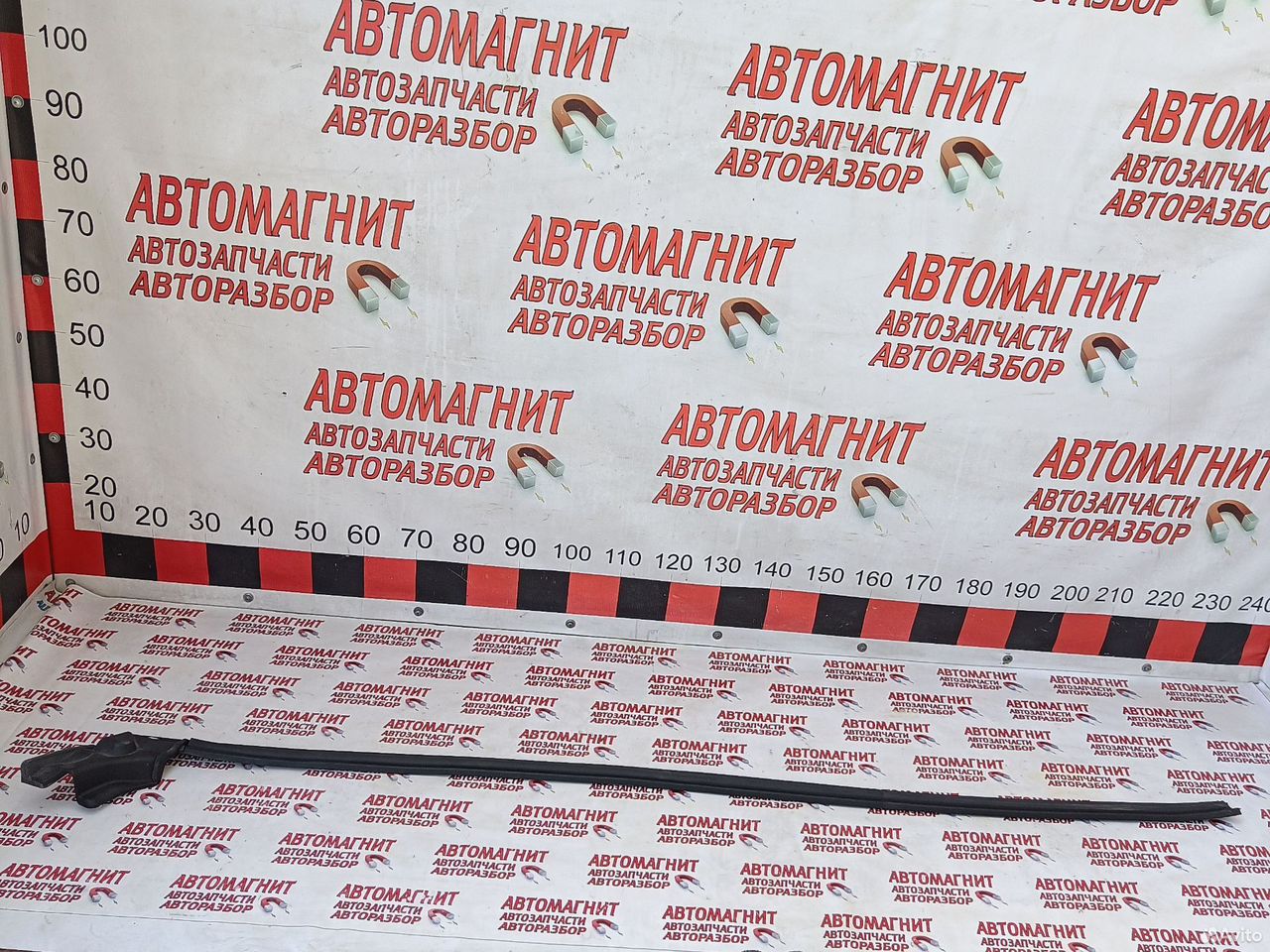 Уплотнитель крыши водосток левый Рено Дастер 2