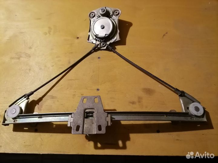 Стеклоподъемник Москвич 2141