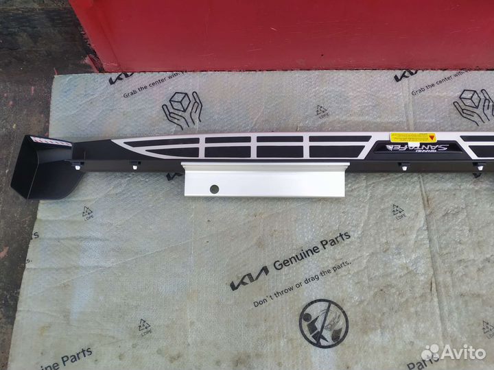 Подножка правая Hyundai SantaFe 3 Новая Оригинал