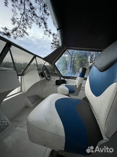 Катер UMS 470