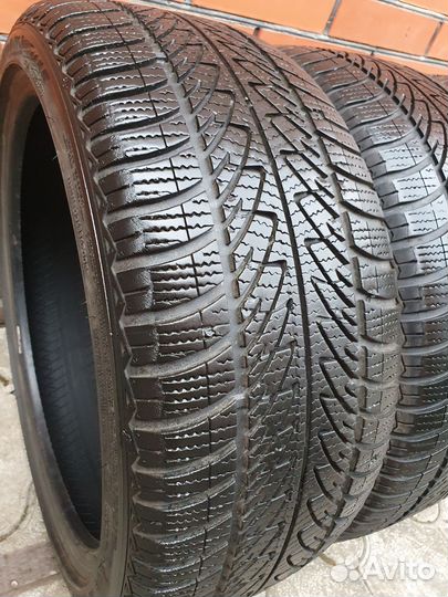 Goodyear UltraGrip 8 Performance 225/40 R18