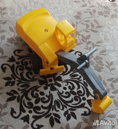 Экскаватор