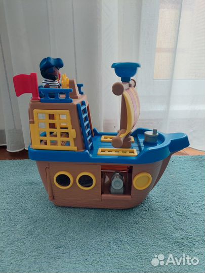 Пиратский корабль