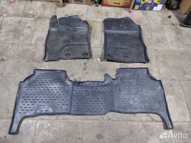 Комплект ковриков Toyota Land Cruiser 200