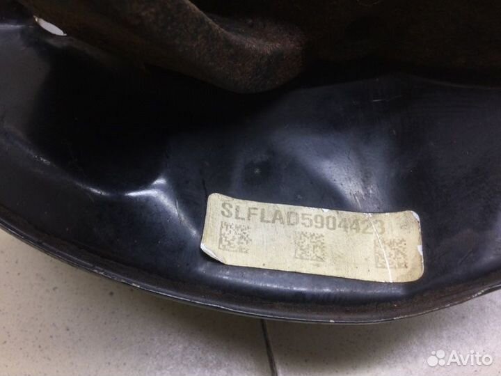 Кулак поворотный передний левый передний левый